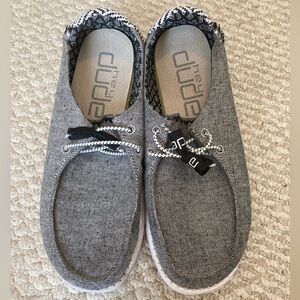 Wendy Chambray Onyx Hey Dude slip on shoes SIZE: 8 US
